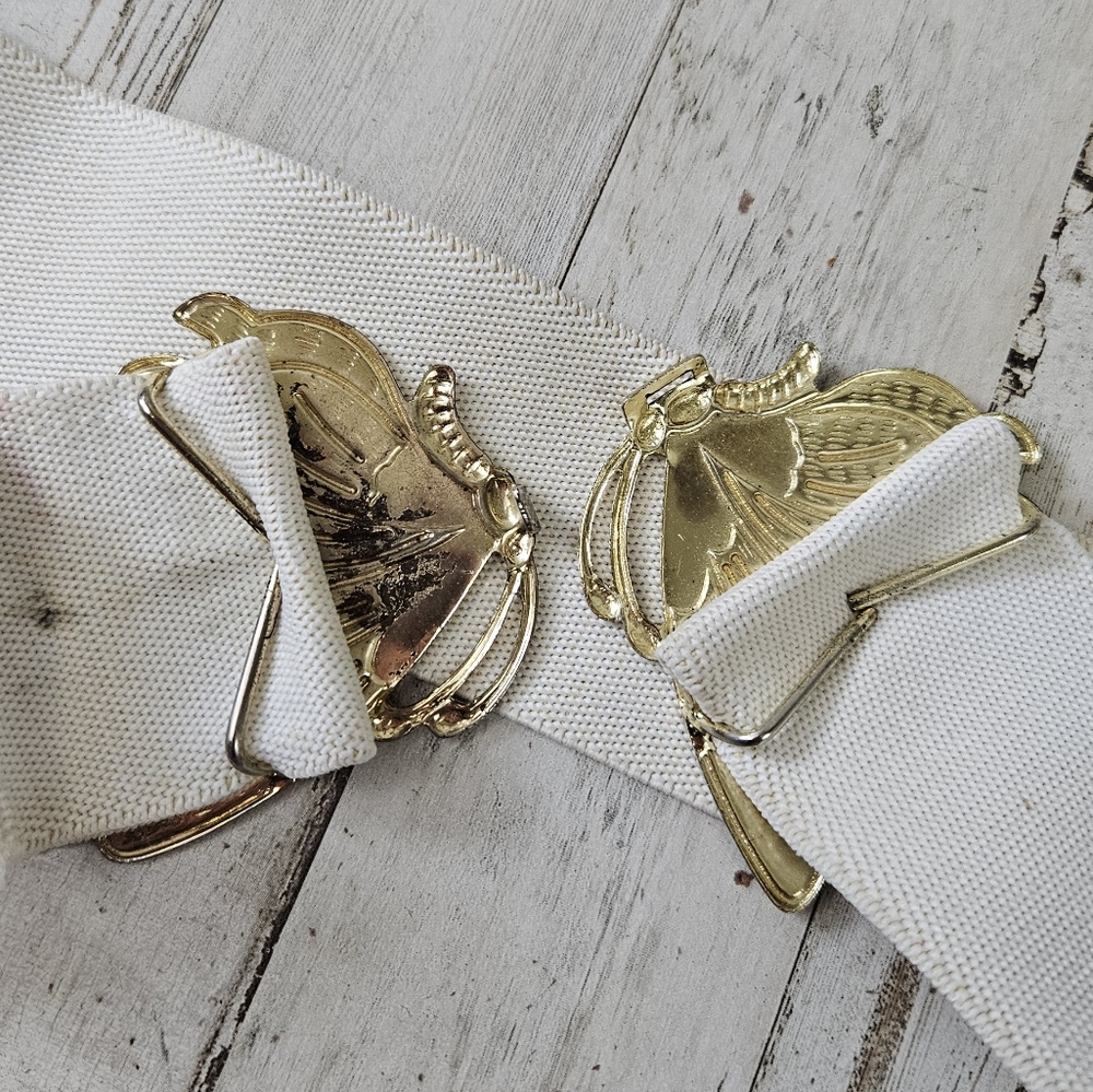 Vintage Metal Butterfly Clip Buckle Stretchy White Belt - Picture 3 of 6